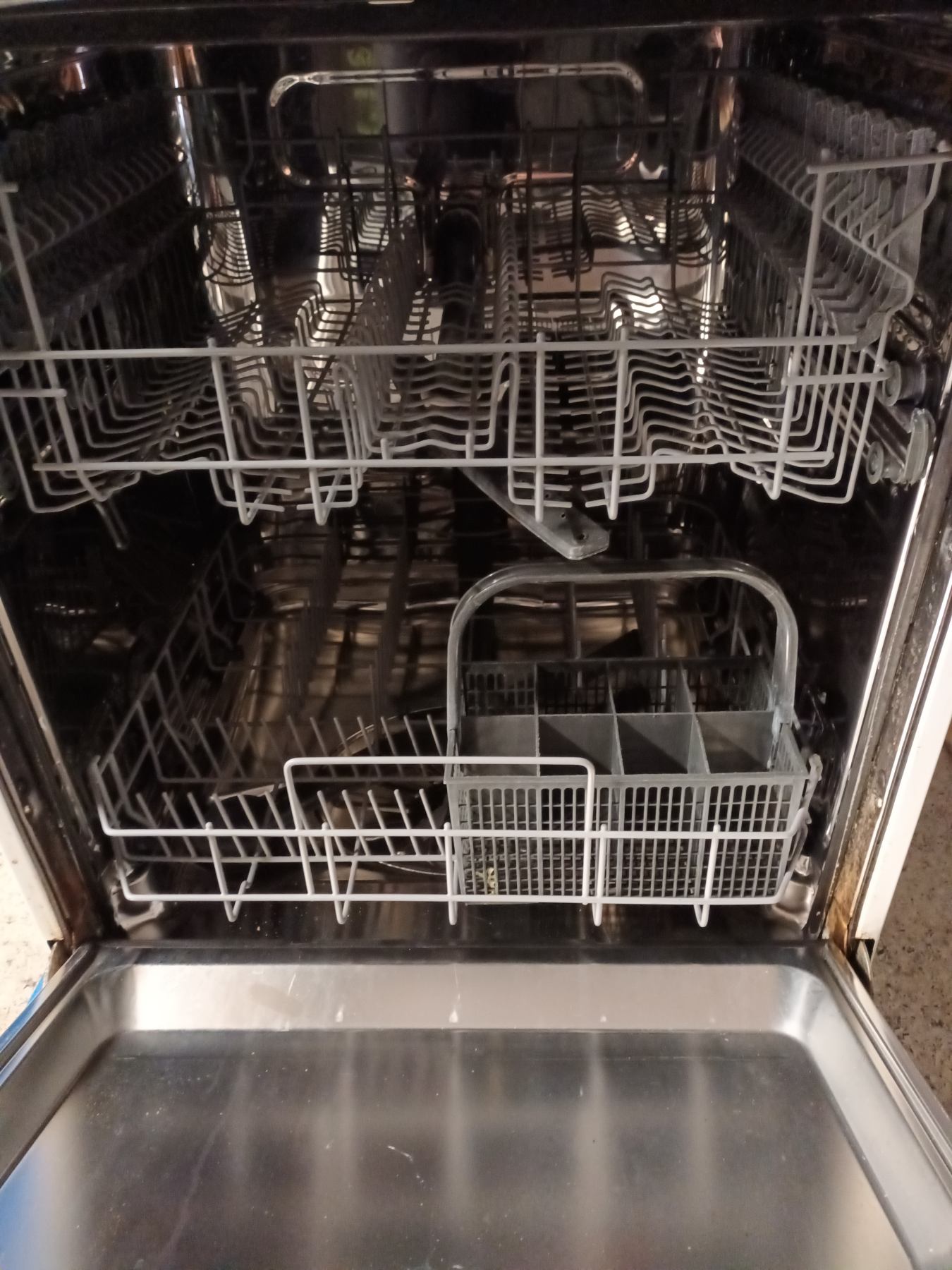 Zanussi Dishwasher Cornwall Office Furniture