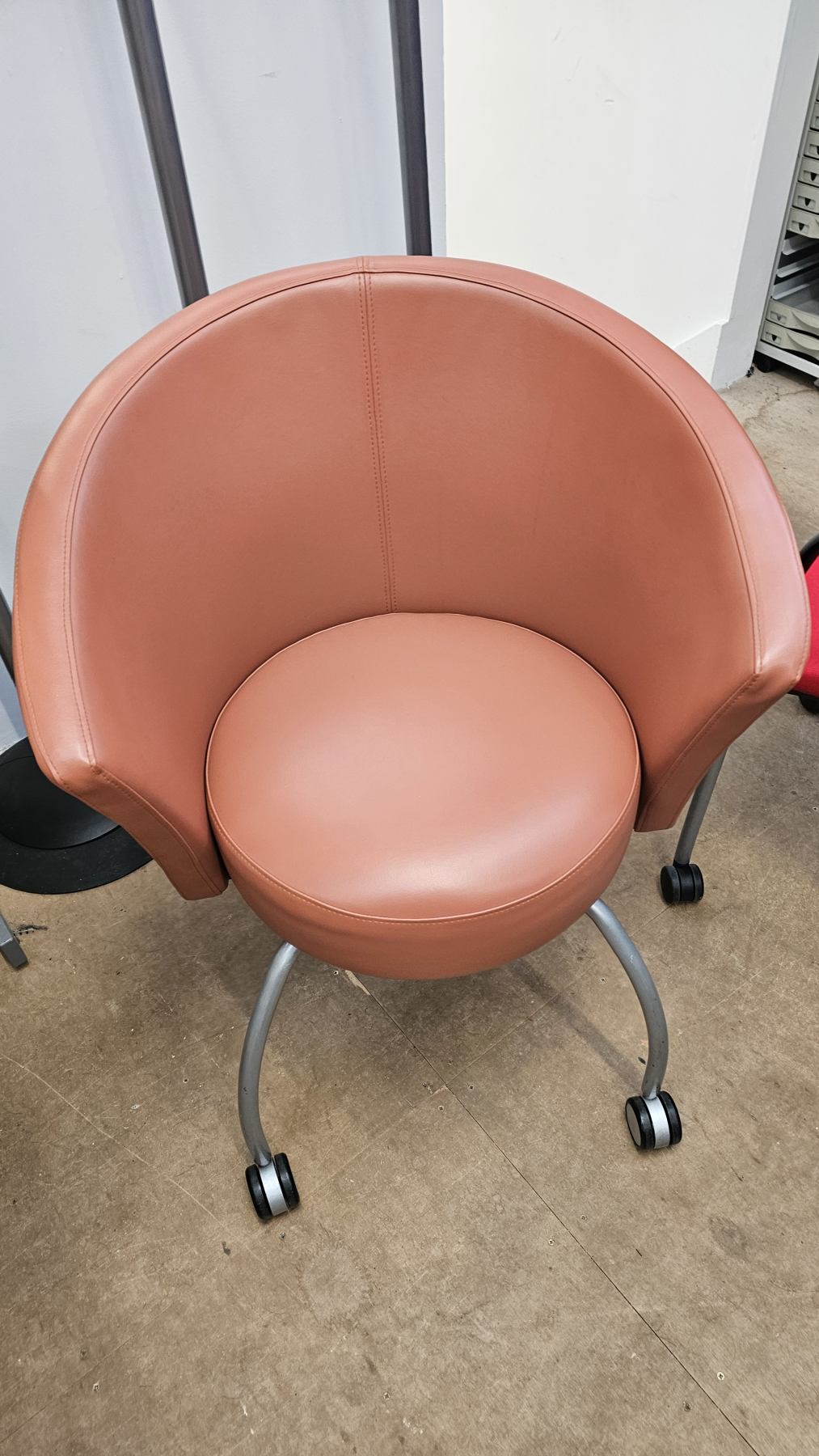 Senator tub chair on wheels 2 of each colour