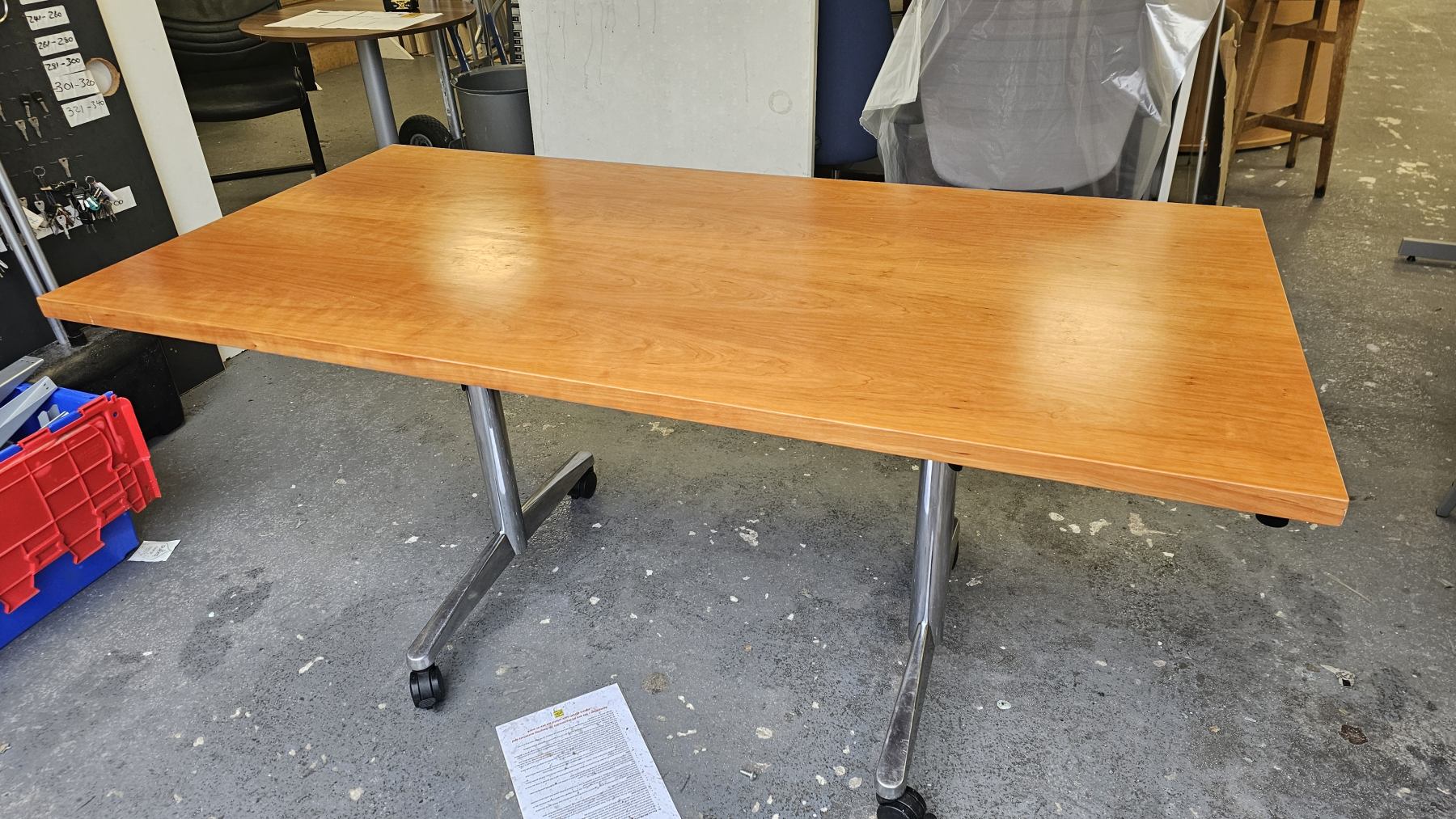 Dark walnut folding table 1600×800