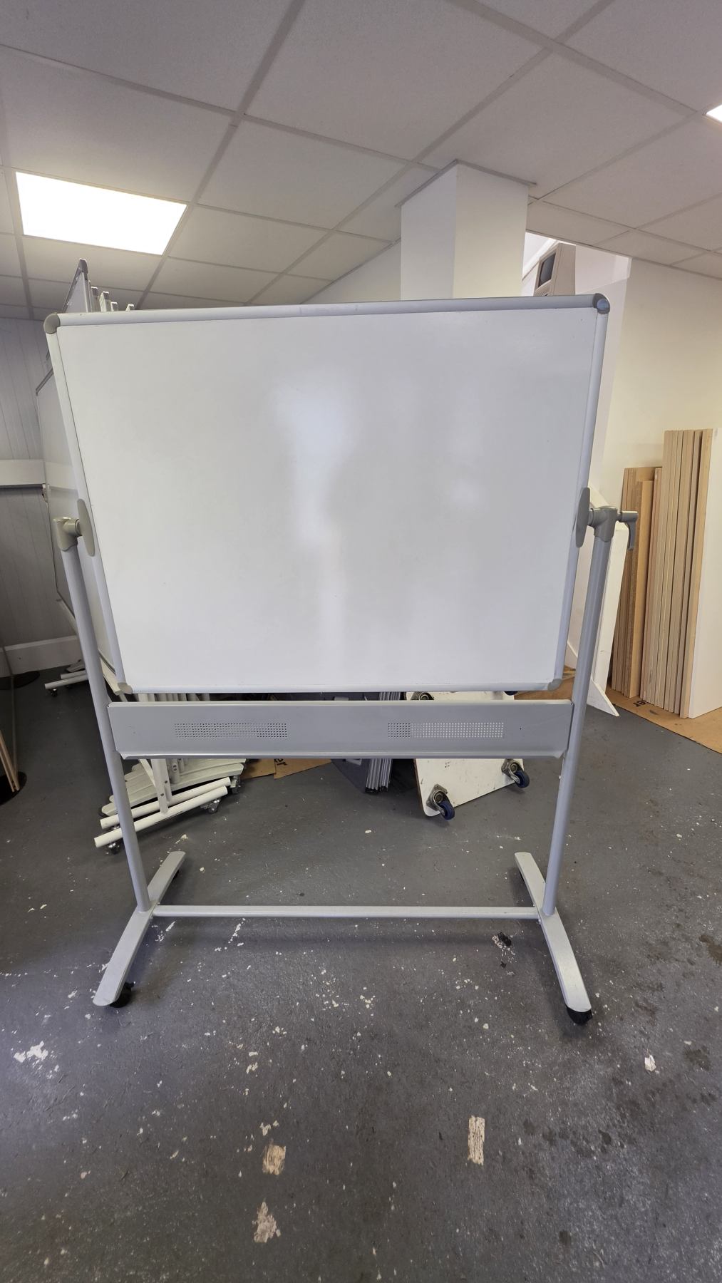 1200×900 whiteboard on wheels