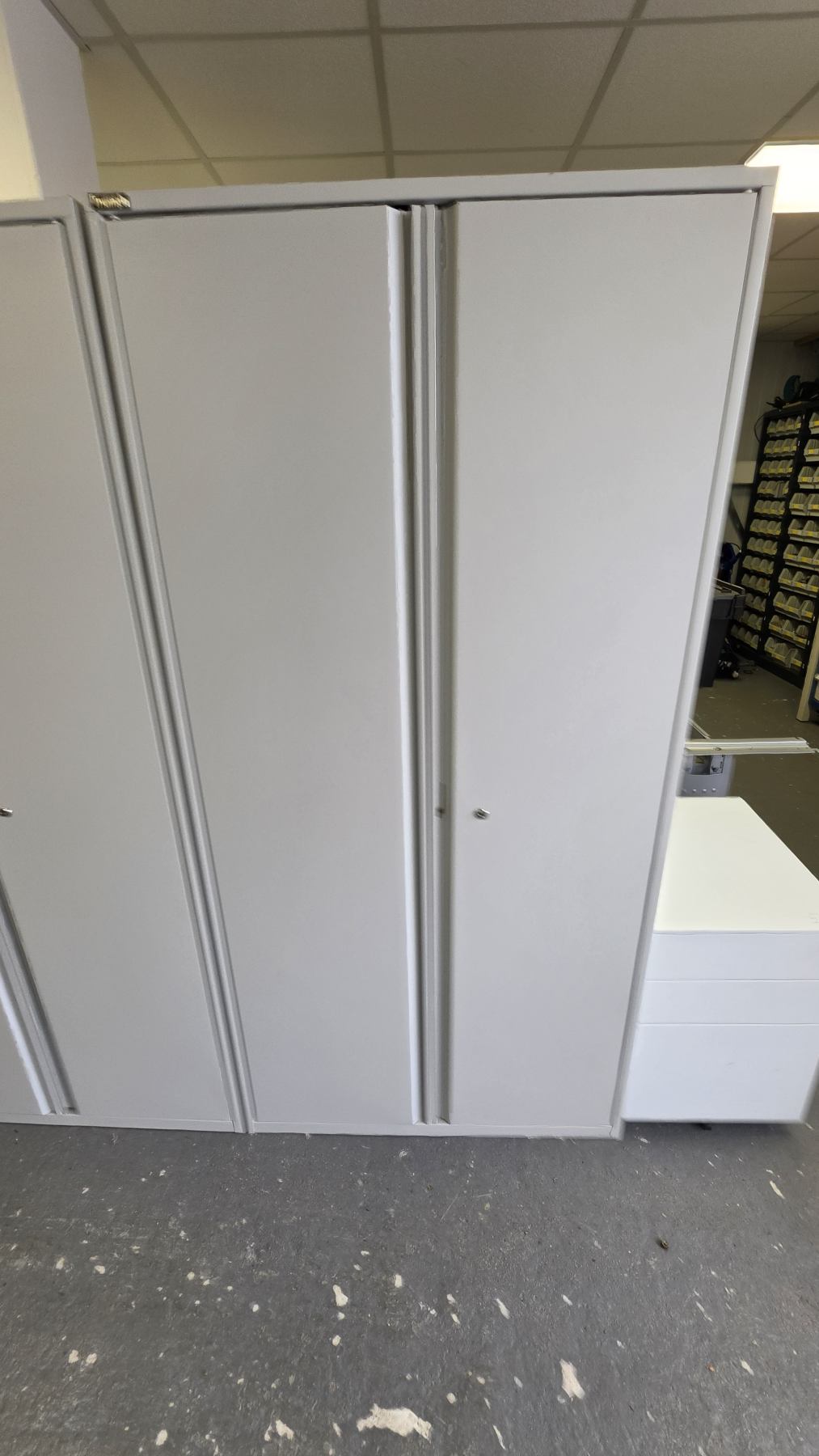 Triumph cabinet 1800h x 900w x 420d