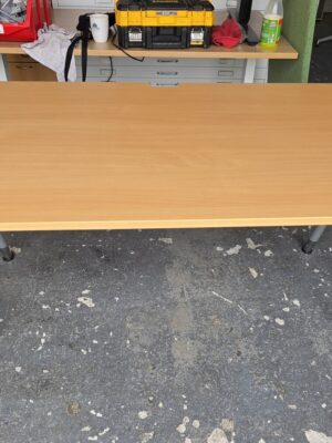 1400x800 beech desk