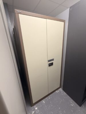 Bisley Brown and Beige cabinet 1800x900x420