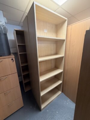Maple bookshelf 2145x800x330
