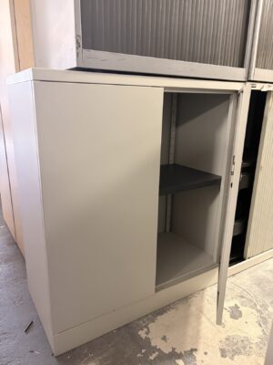 Metal cabinet 1100x910x460