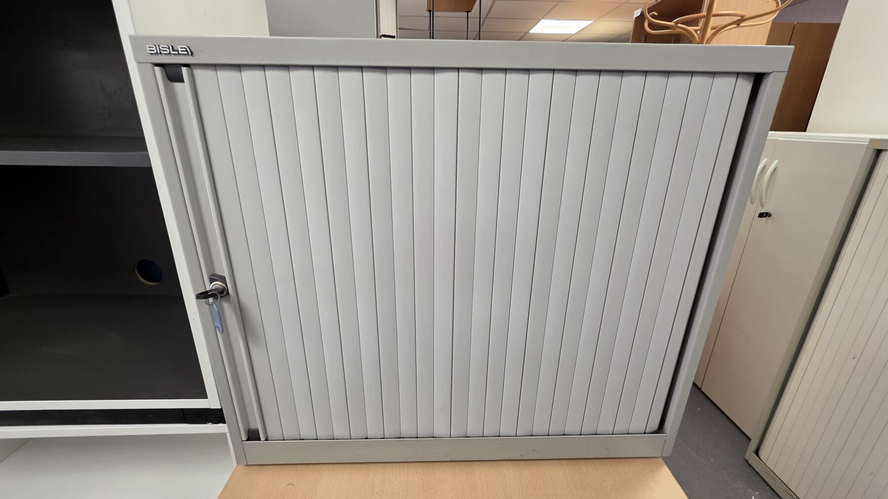 Bisley tambour 700h x 800w x 470d
