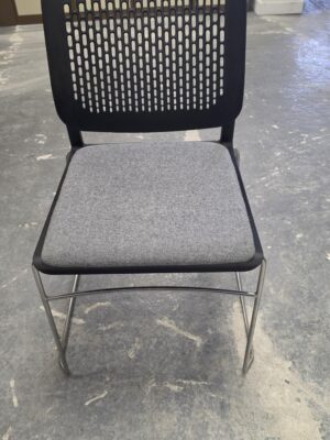 Connection stacking chair