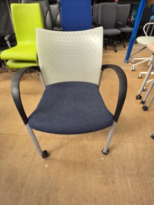 Senator T107A wheeled meeting chair blue