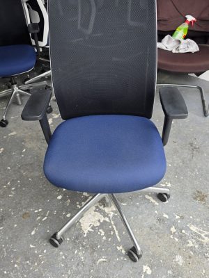 Boss tauro mesh back swivel chair
