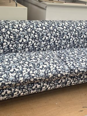 Fingal sofa blue/white 2030W X 860D X 900H